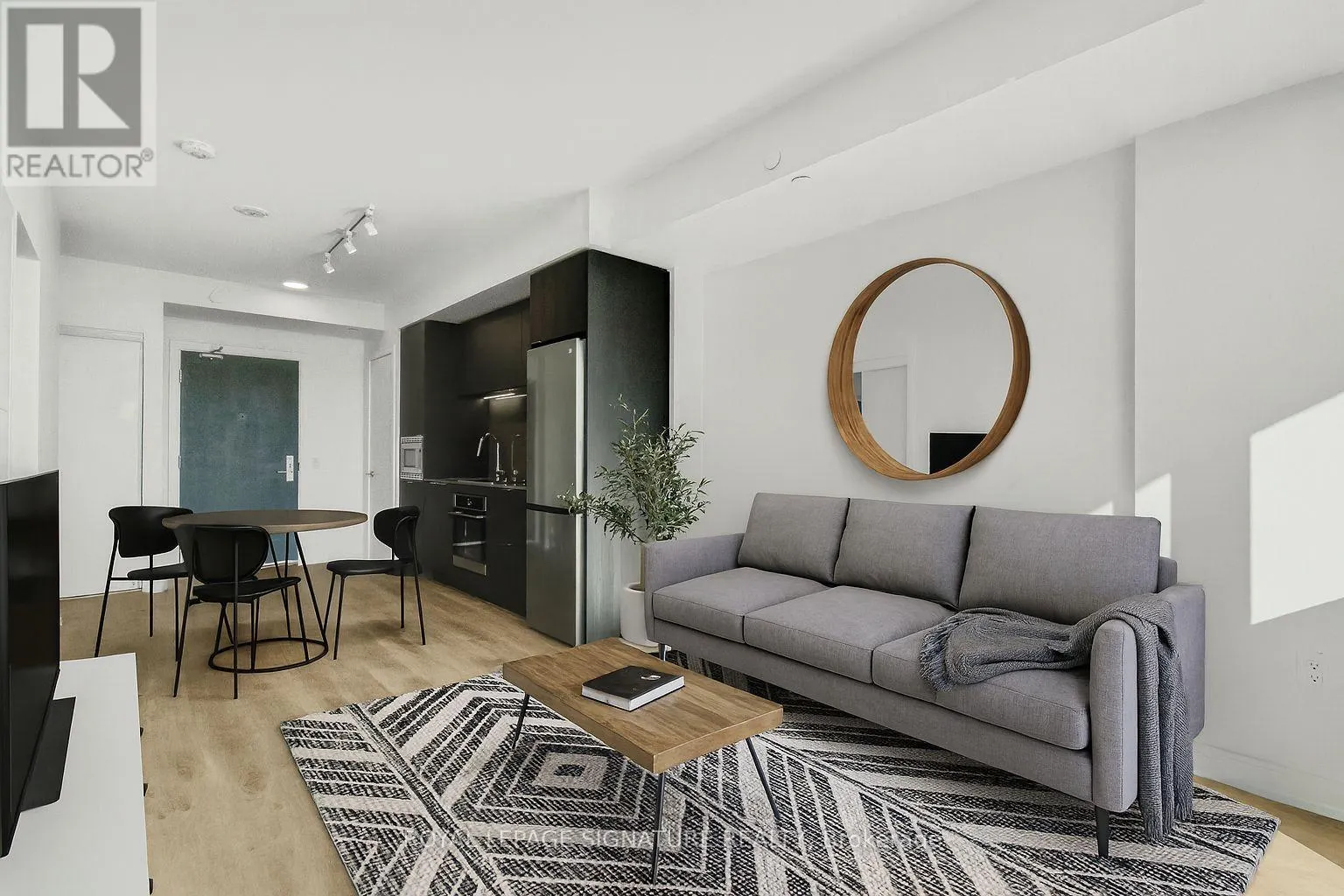 1211 - 3009 NOVAR ROAD