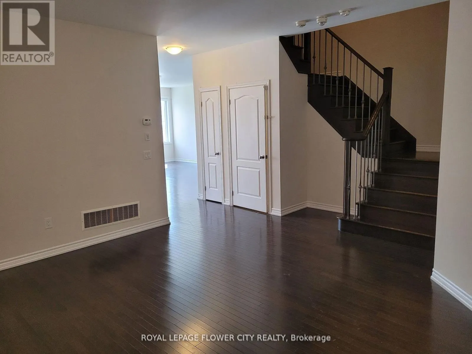 14 CRAFTSMAN ROAD