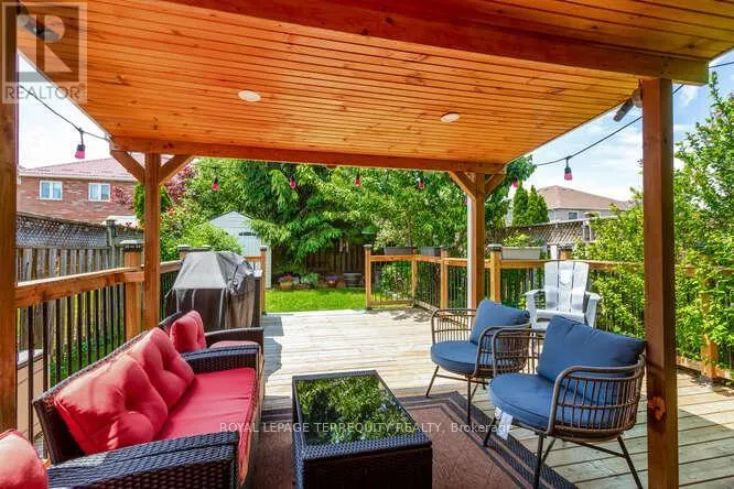 7148 VILLAGE WALK