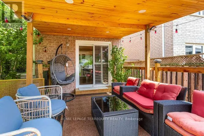 7148 VILLAGE WALK