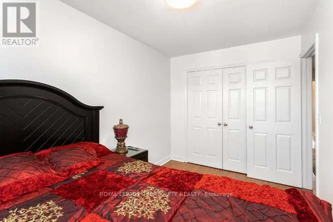 7148 VILLAGE WALK