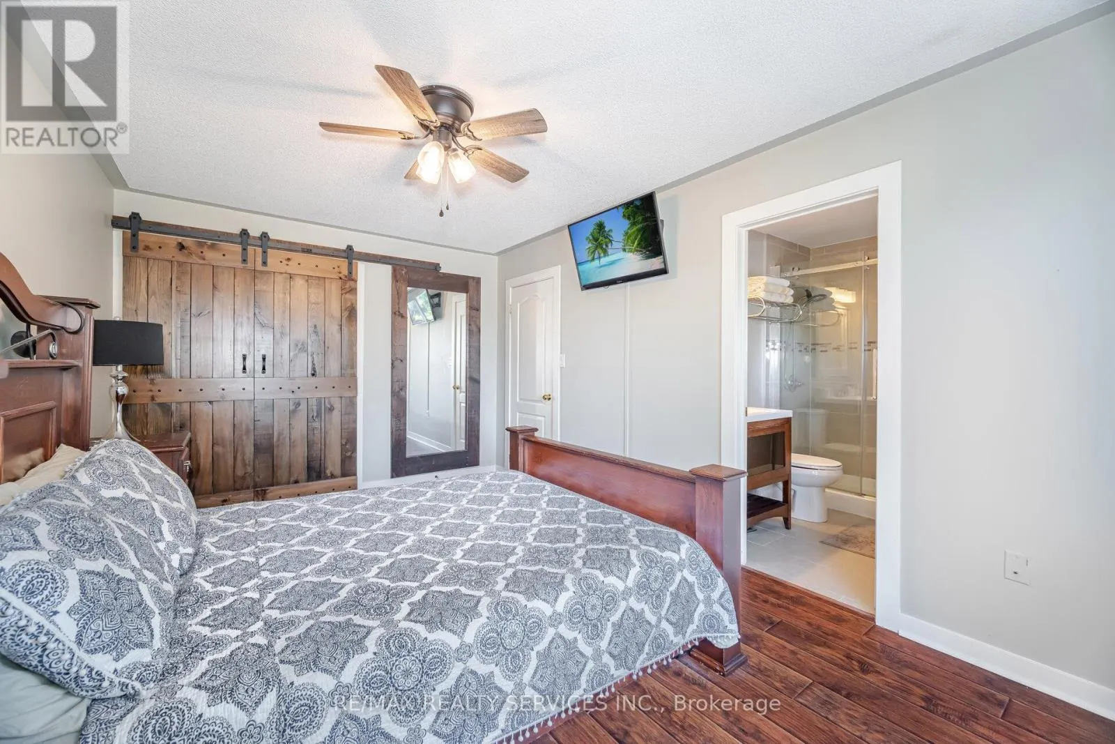 10 DEER CREEK DRIVE