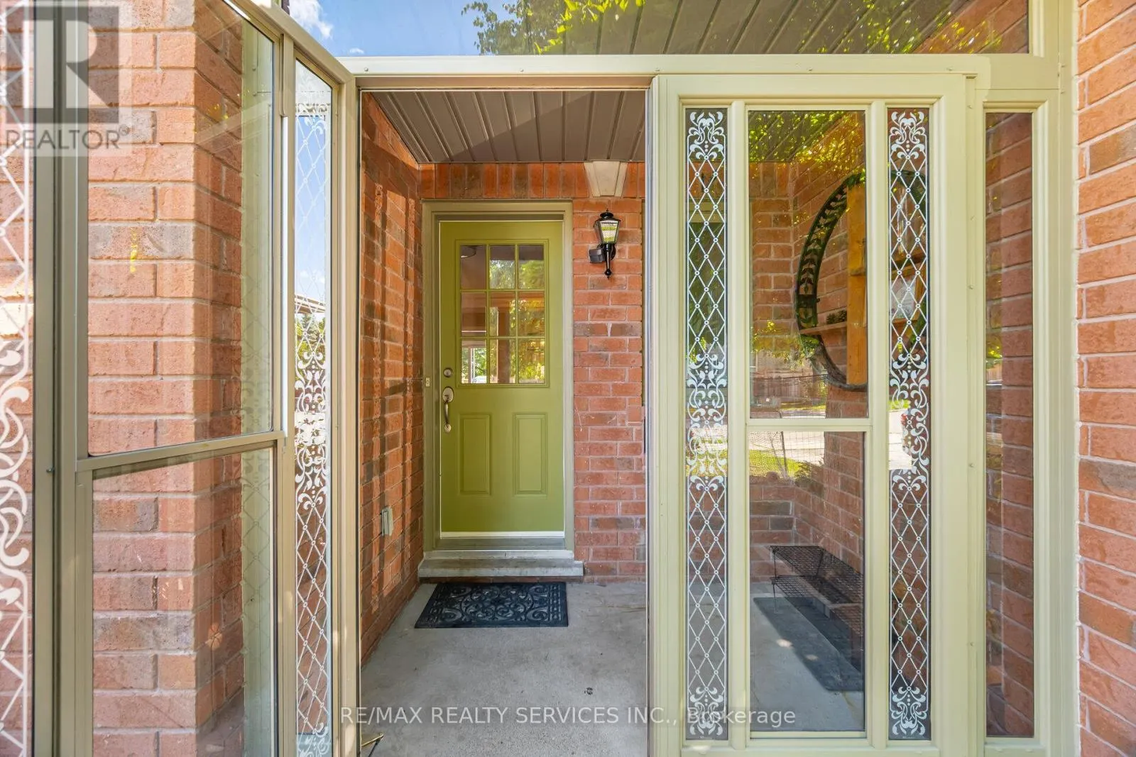 10 DEER CREEK DRIVE