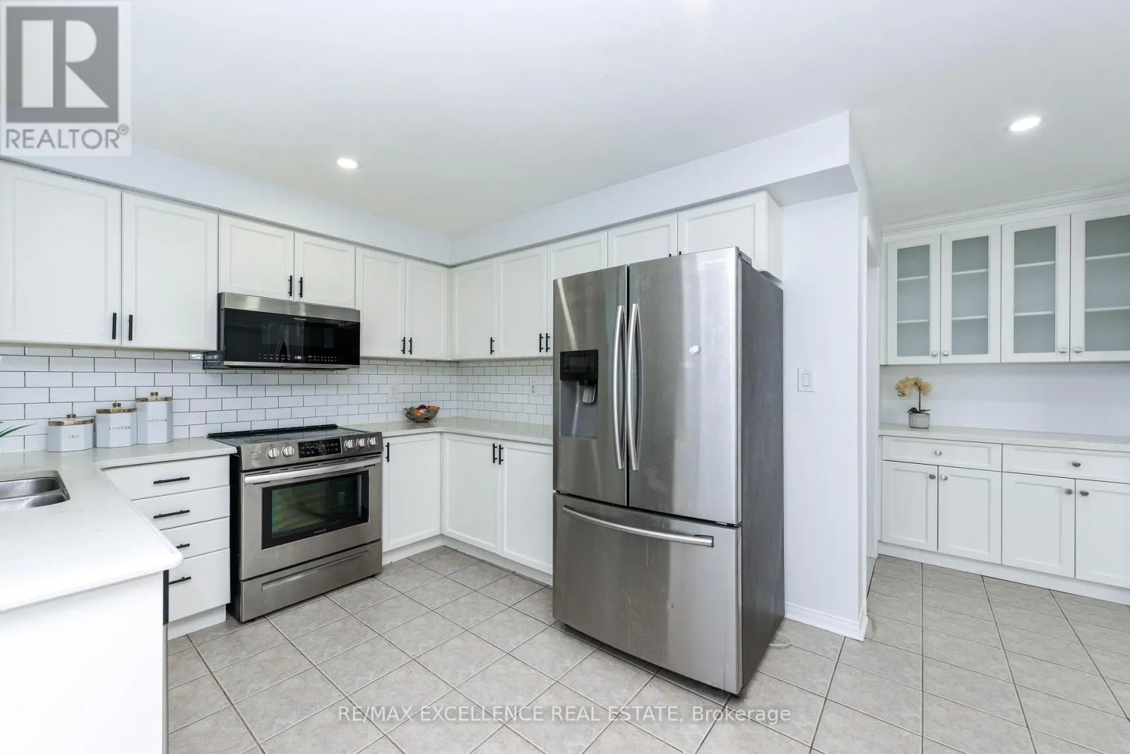 1166 WOODWARD AVENUE