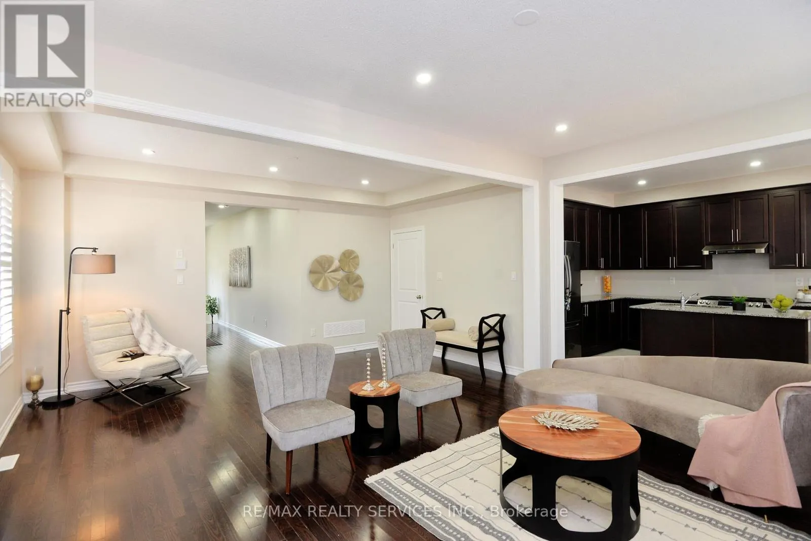 24 BACHELOR STREET