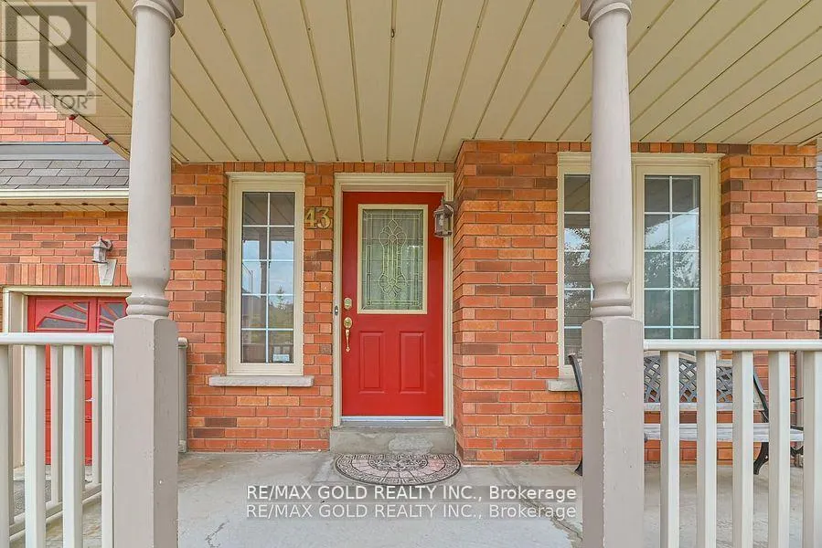 43 GIRAFFE AVENUE