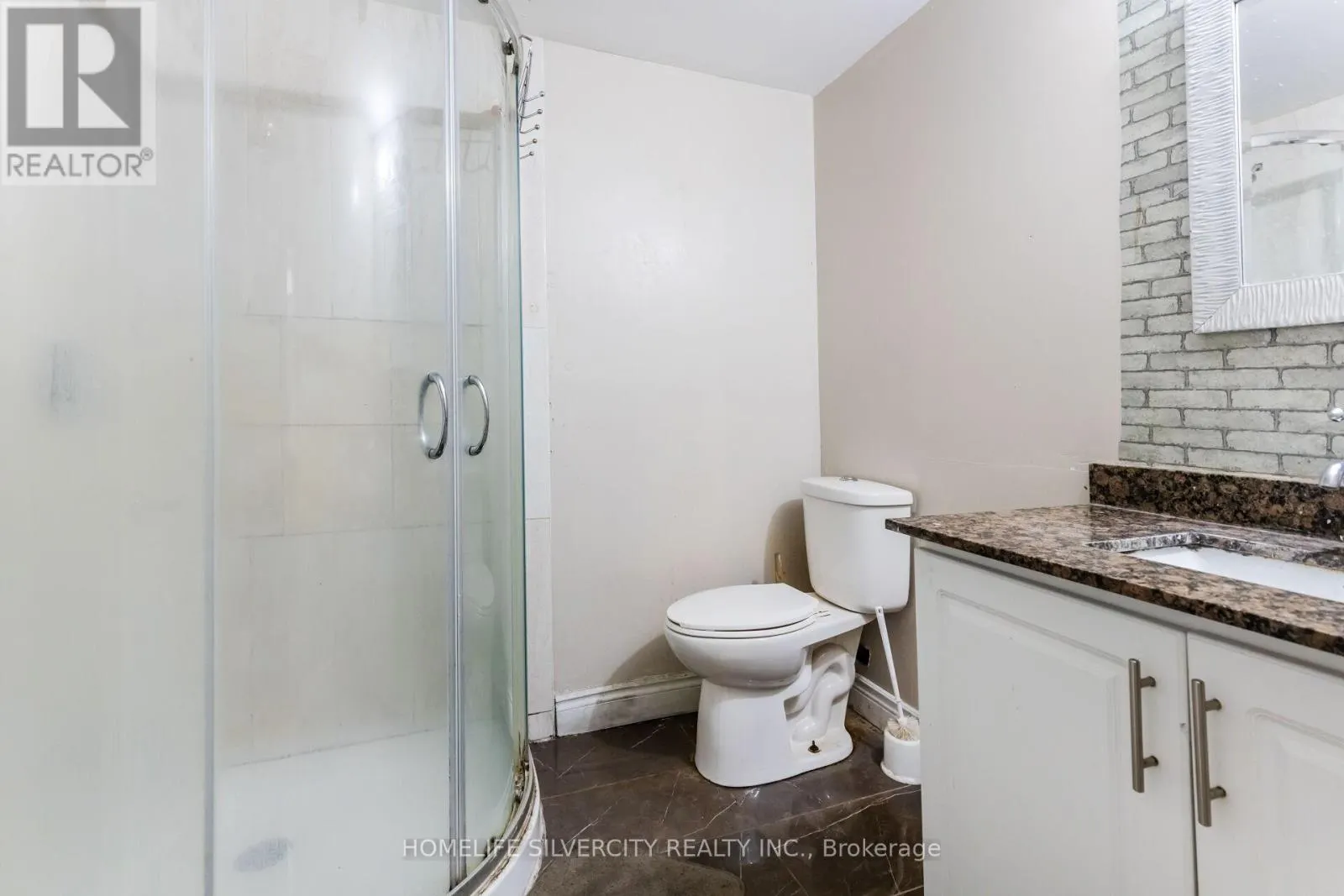26 CRESSWELL DRIVE