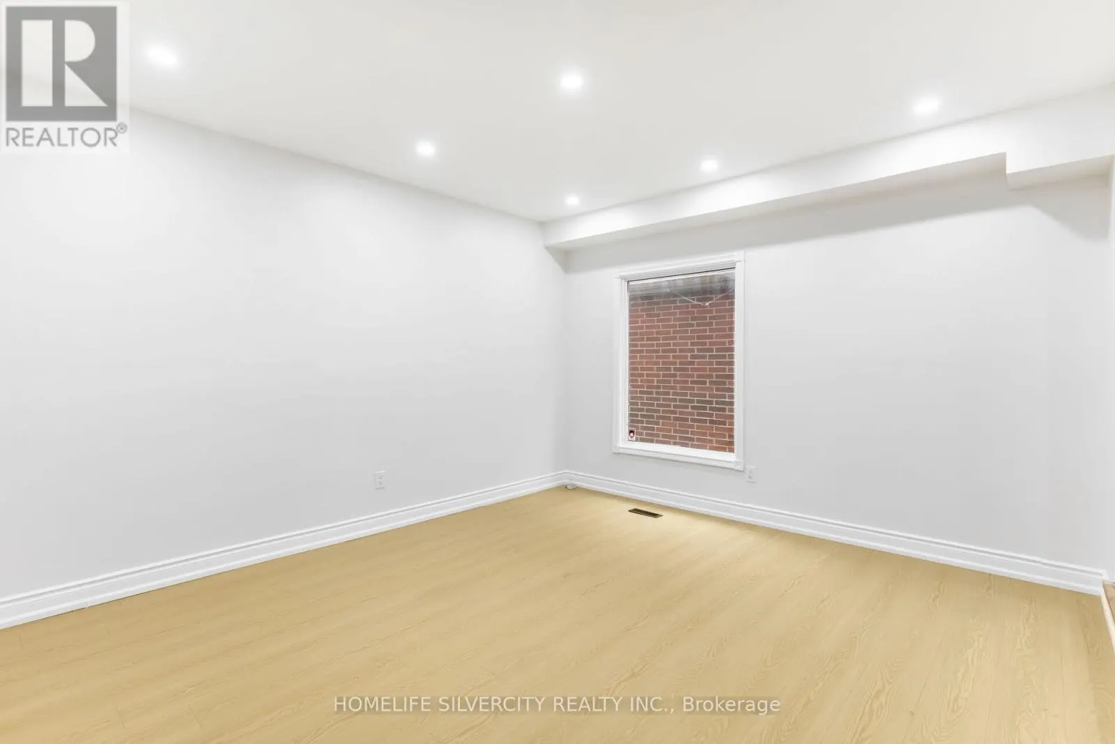 26 CRESSWELL DRIVE