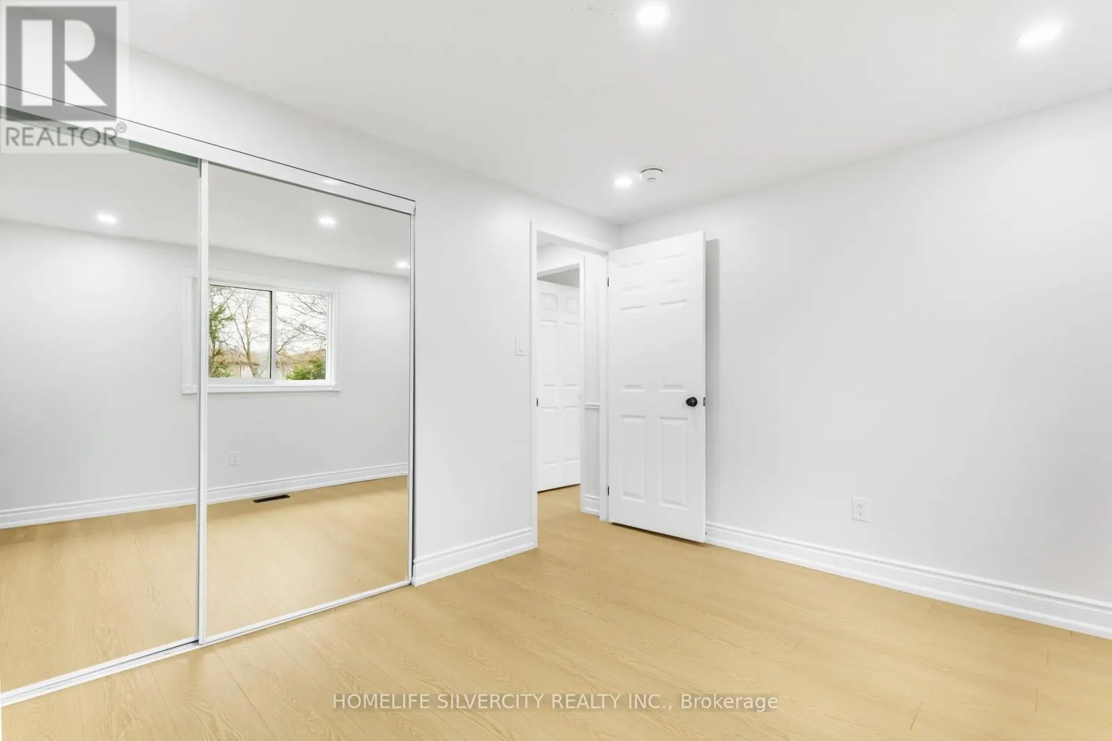26 CRESSWELL DRIVE