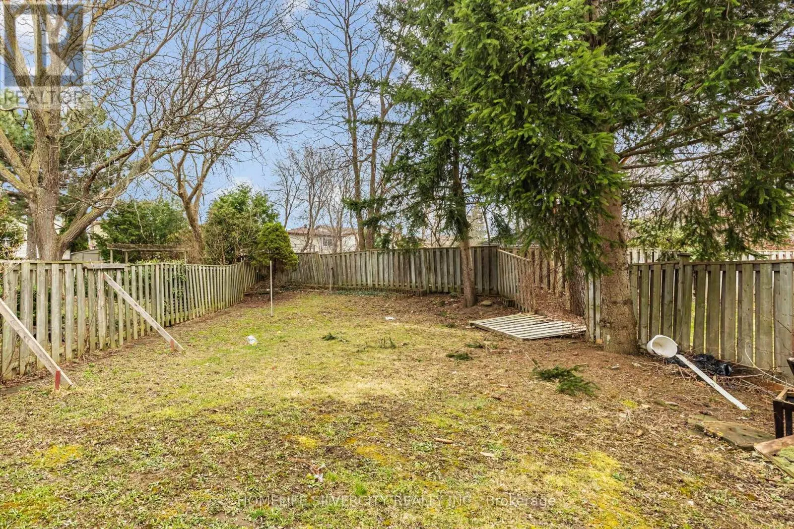 26 CRESSWELL DRIVE