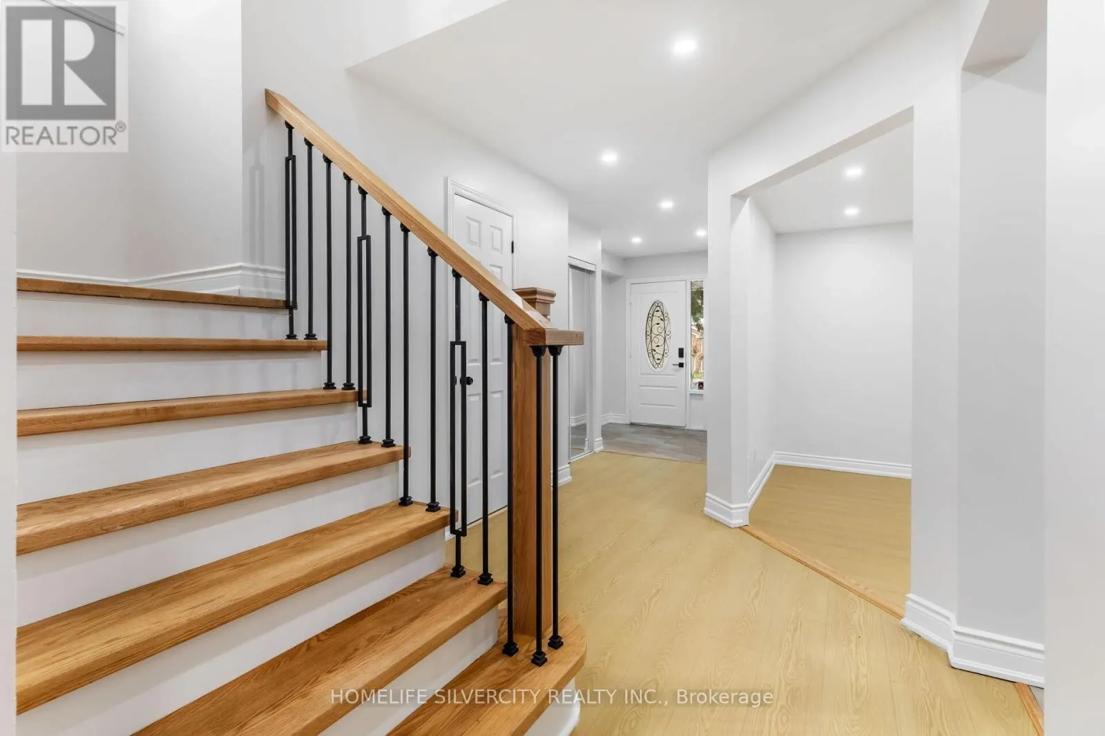 26 CRESSWELL DRIVE