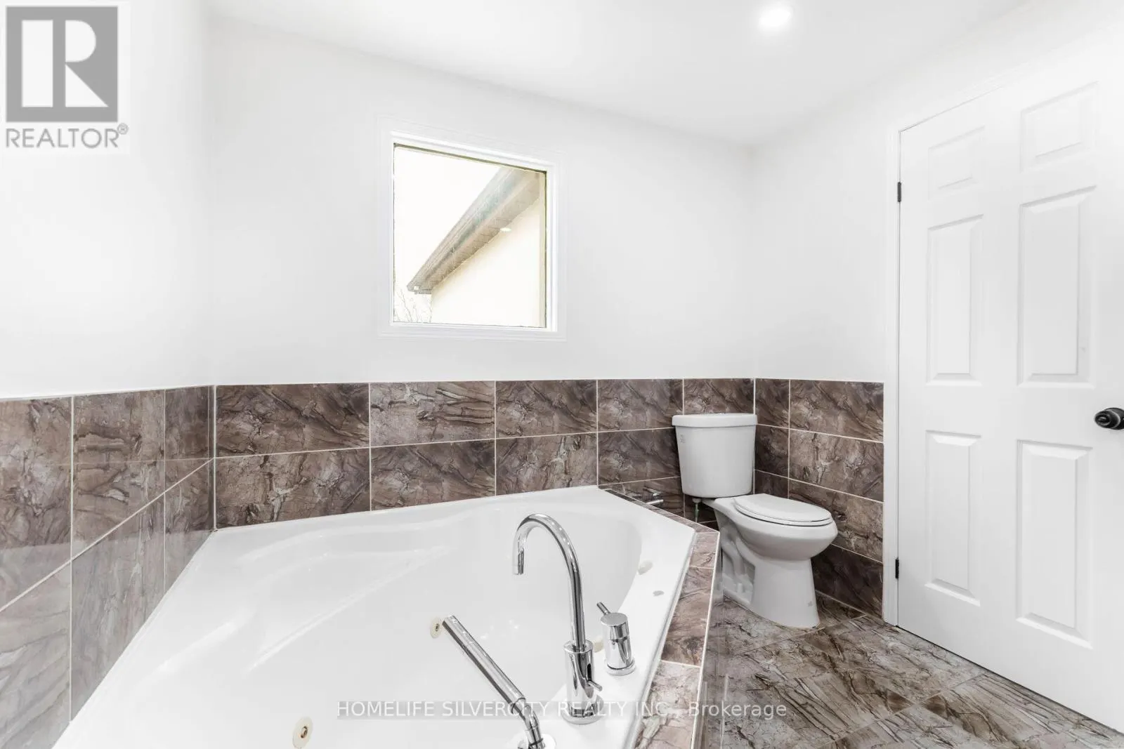 26 CRESSWELL DRIVE