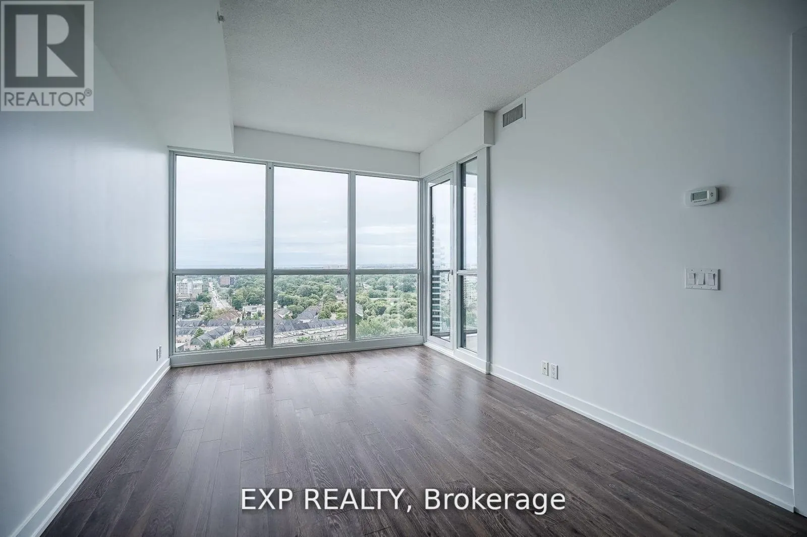 1902 - 10 PARK LAWN ROAD