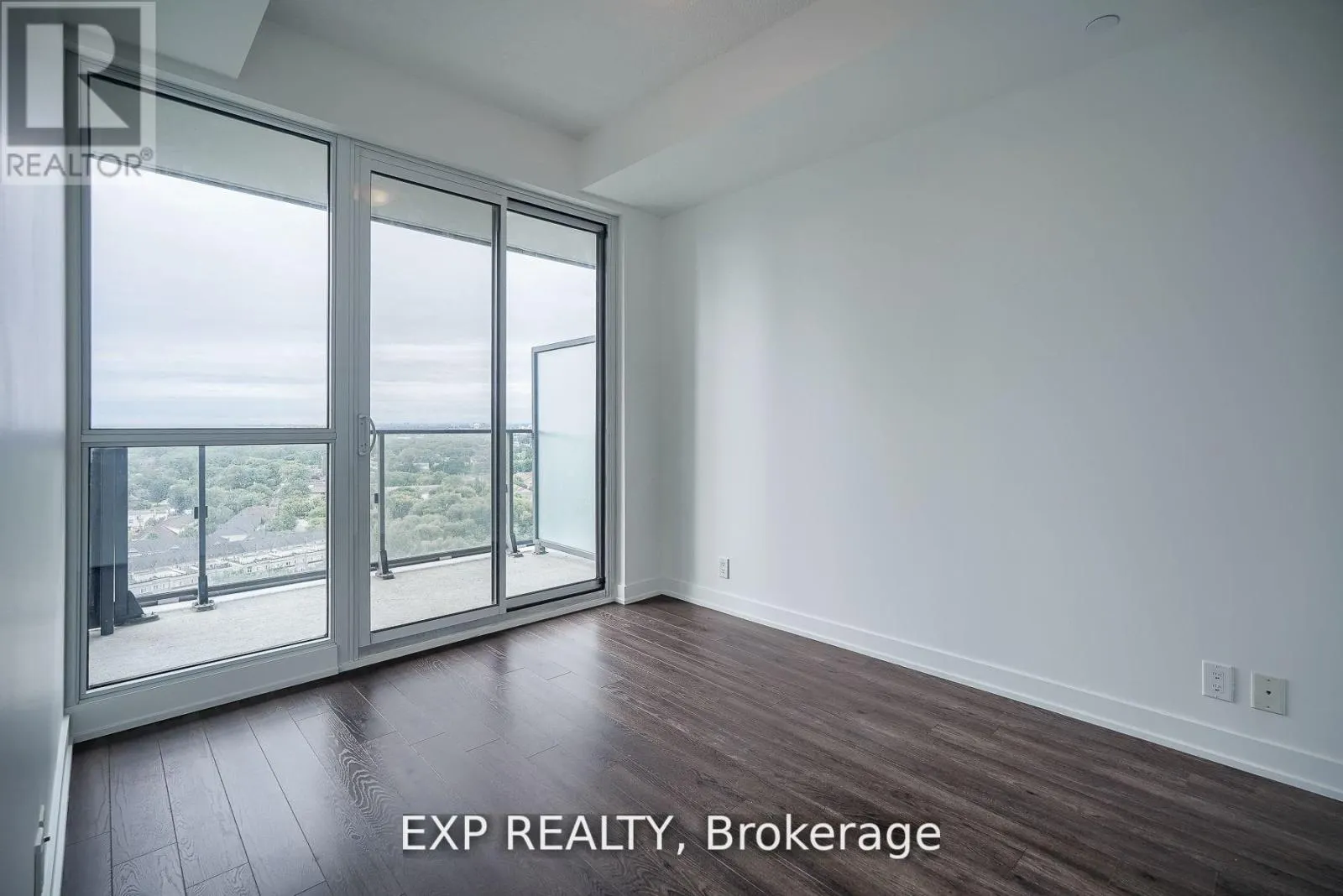 1902 - 10 PARK LAWN ROAD