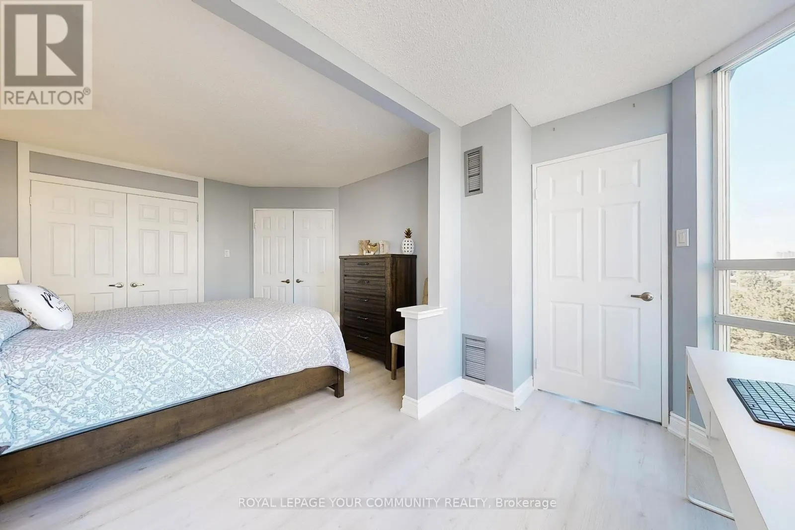 603 - 50 KINGSBRIDGE GARDEN CIRCLE