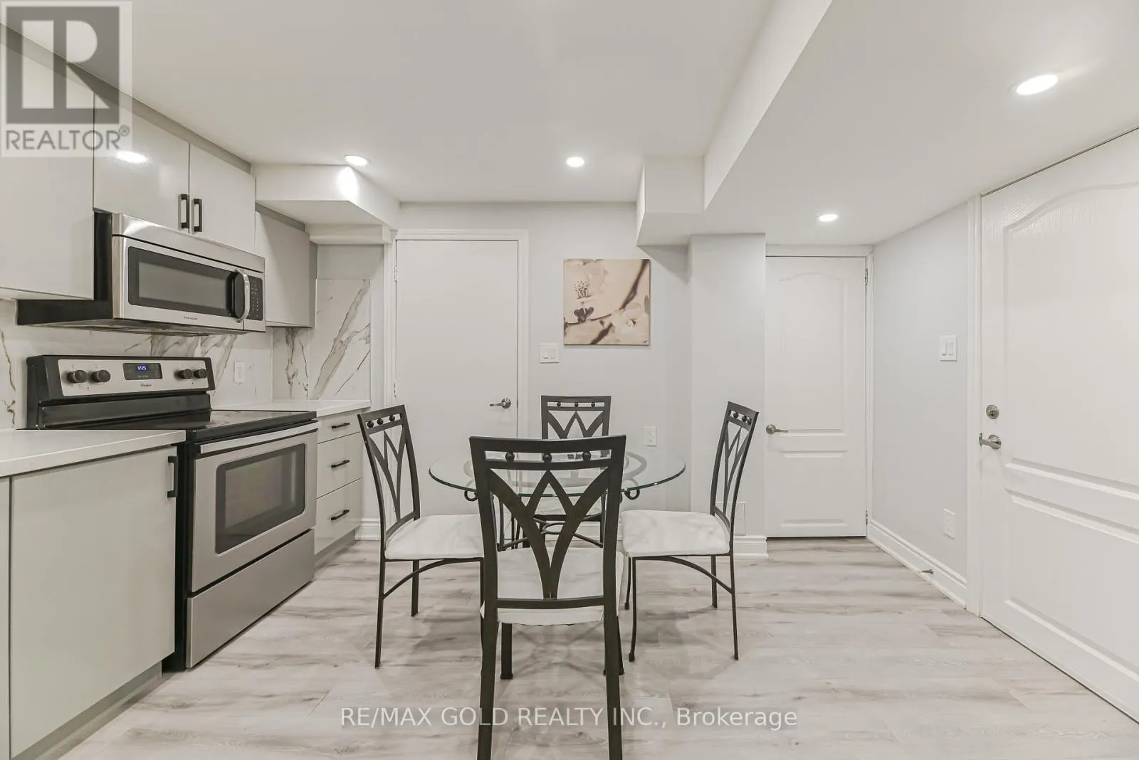 31 CASSANDER CRESCENT