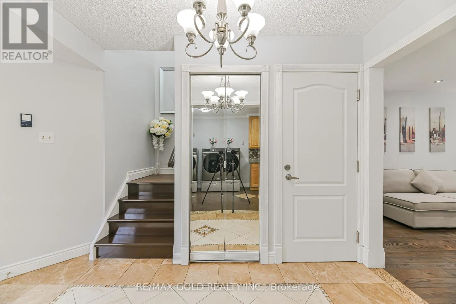 31 CASSANDER CRESCENT