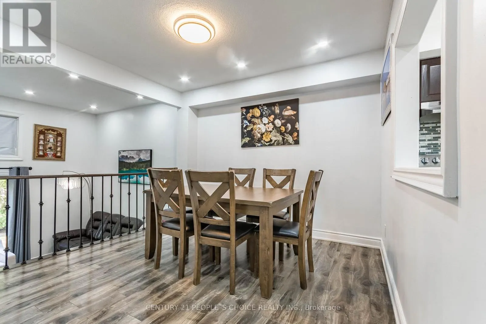 31 - 31 MCCALLUM COURT N