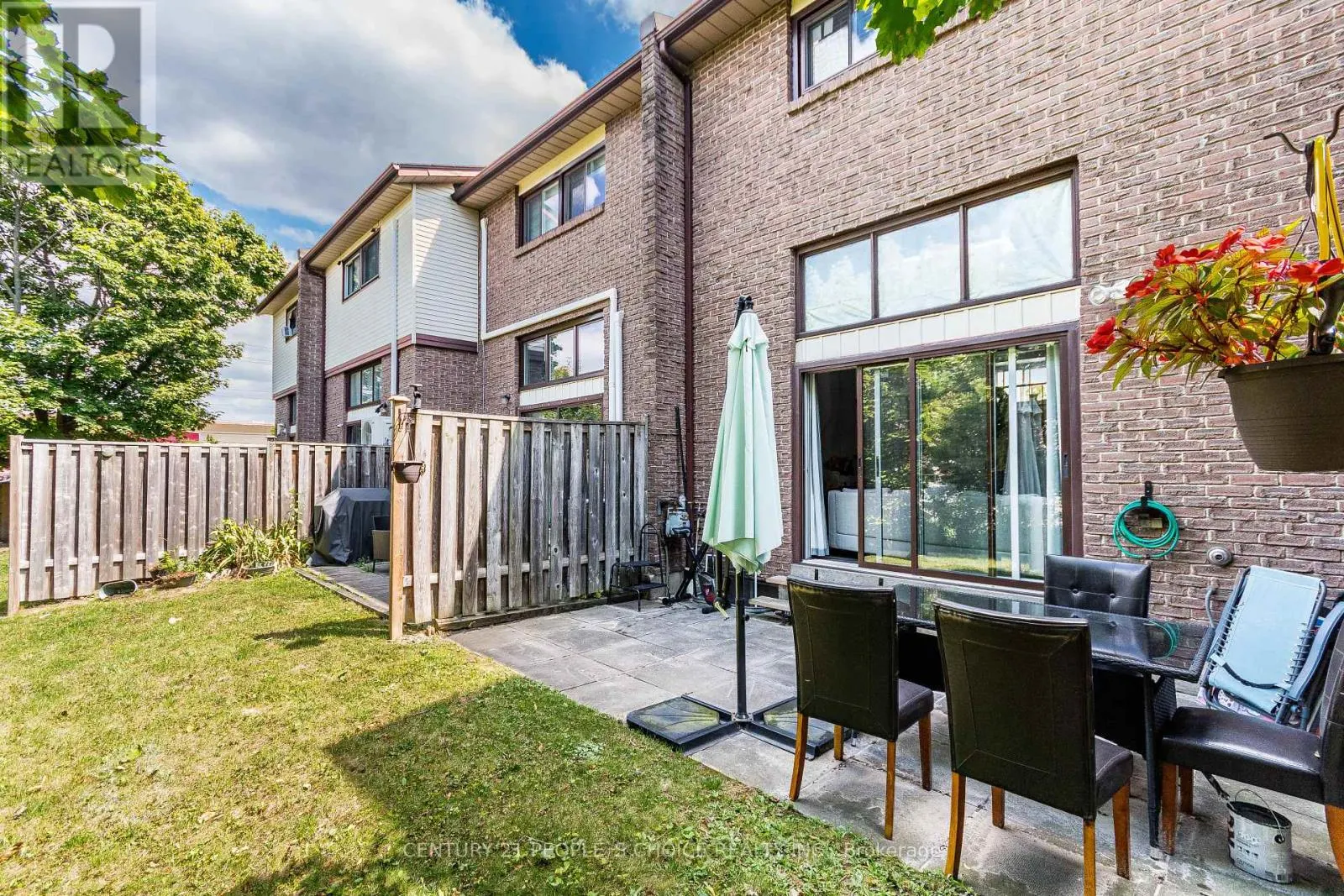 31 - 31 MCCALLUM COURT N