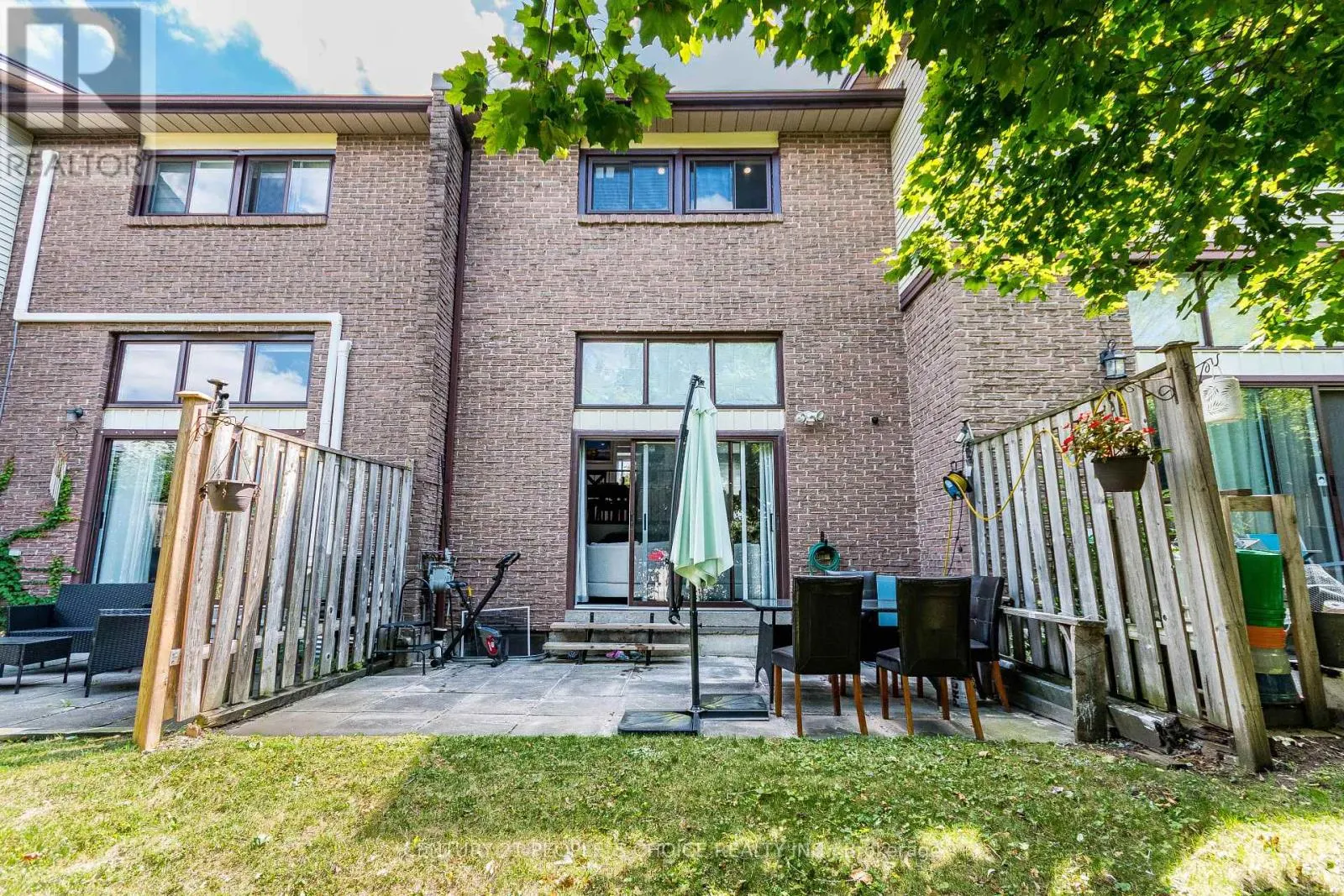 31 - 31 MCCALLUM COURT N