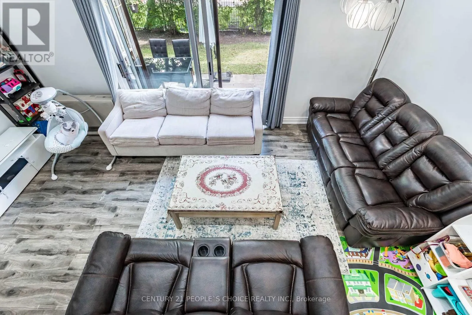 31 - 31 MCCALLUM COURT N