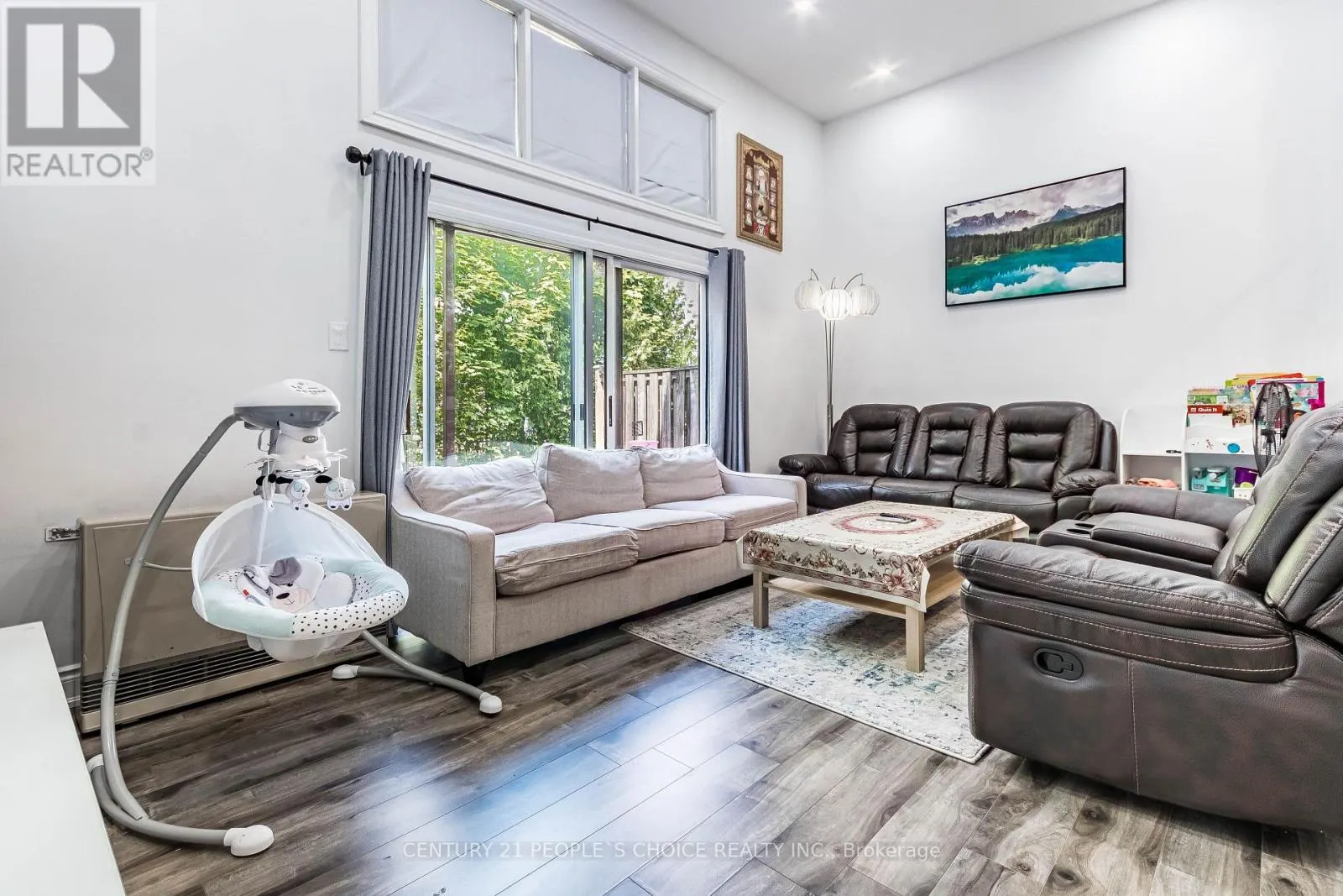 31 - 31 MCCALLUM COURT N
