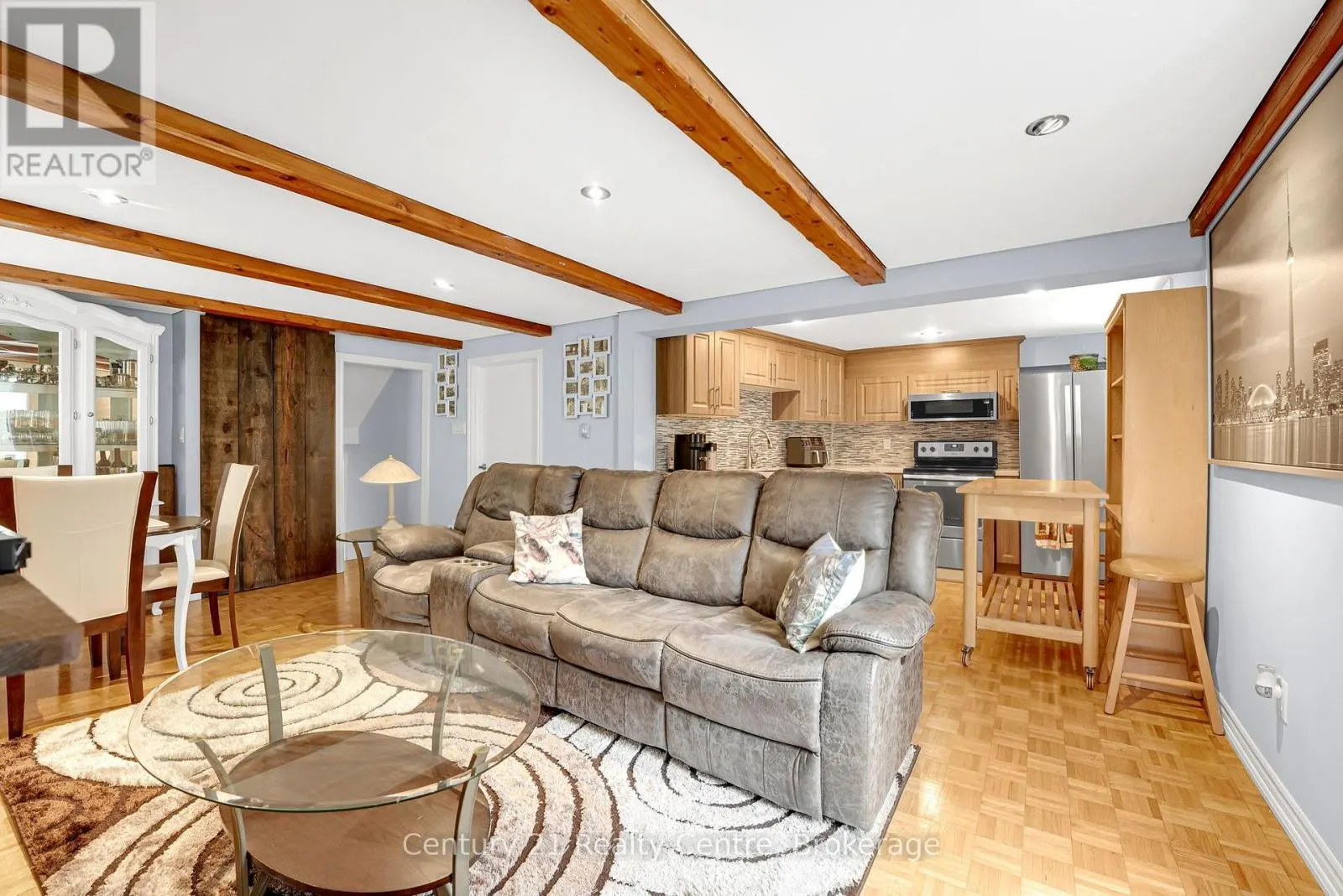 3233 MONICA DRIVE
