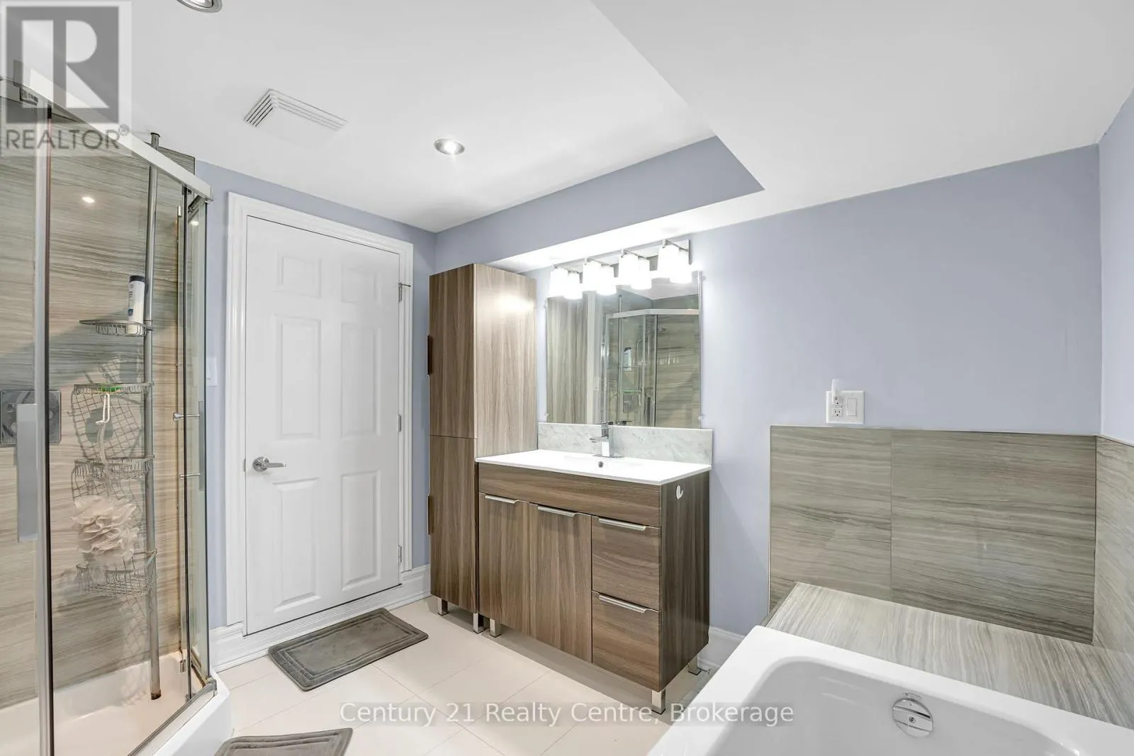3233 MONICA DRIVE