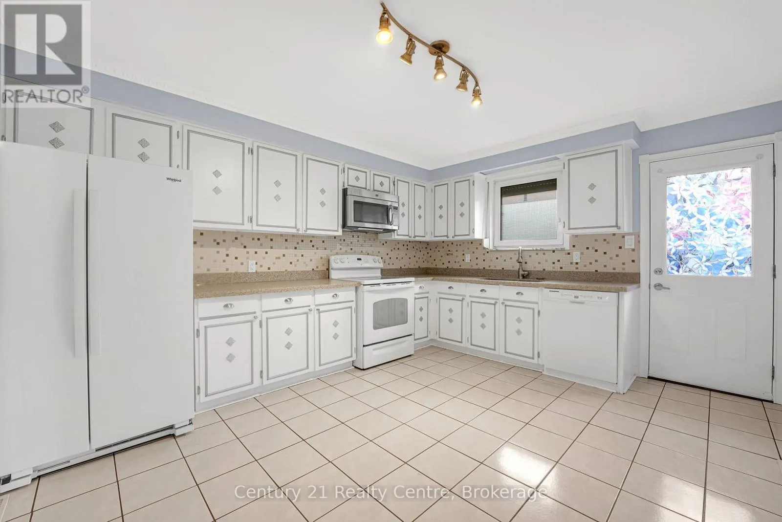 3233 MONICA DRIVE