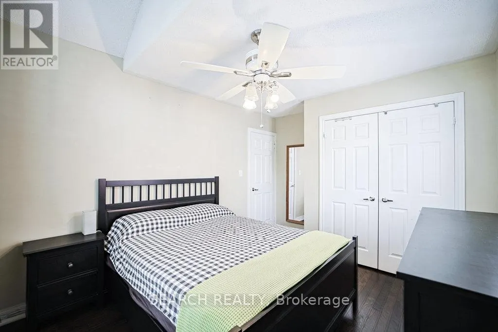 3526 EGLINTON AVENUE W