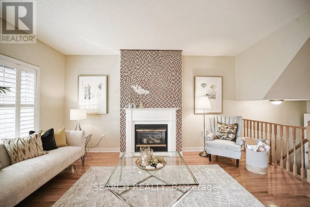 3526 EGLINTON AVENUE W