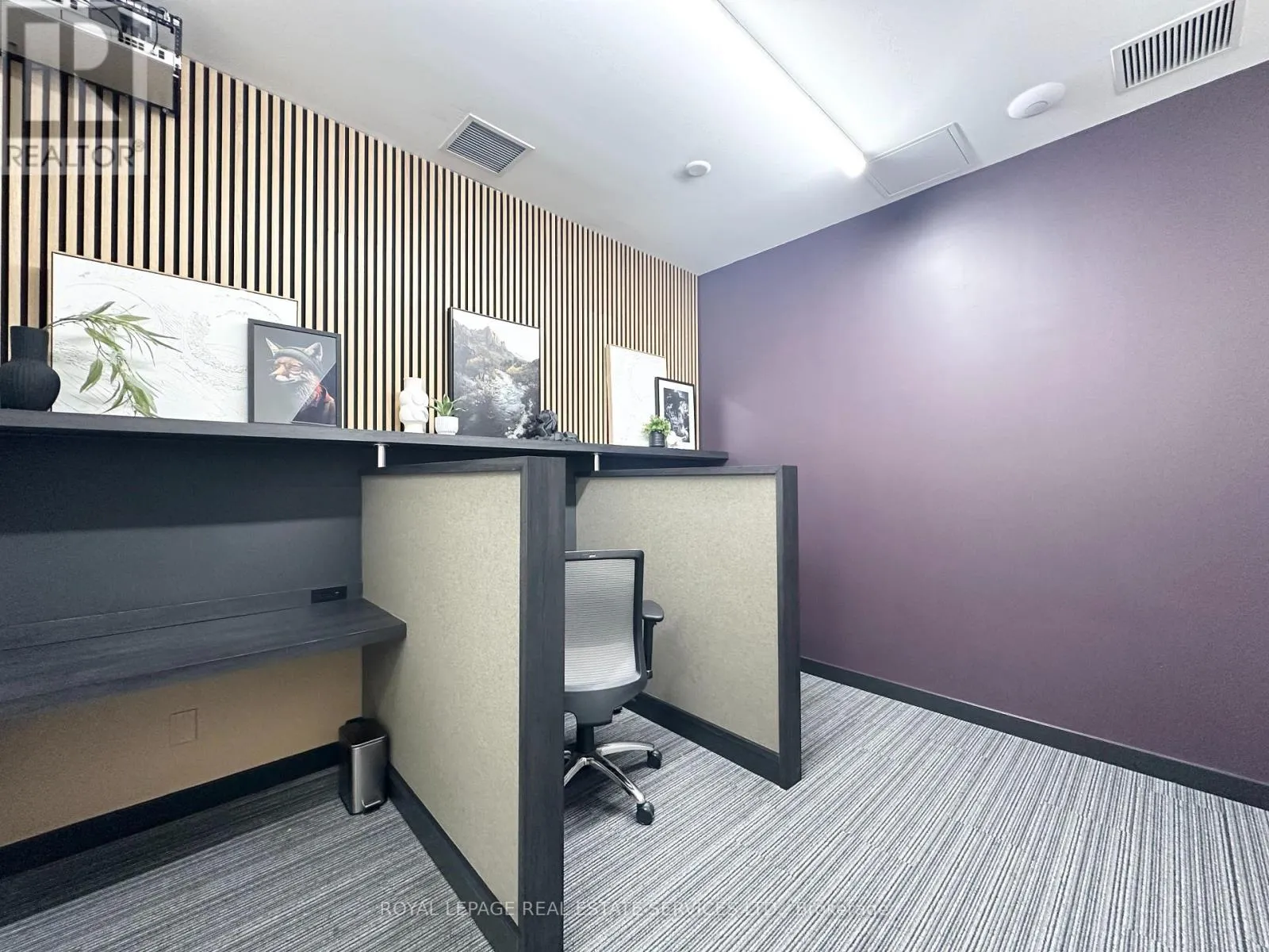 422 - 3385 DUNDAS STREET W