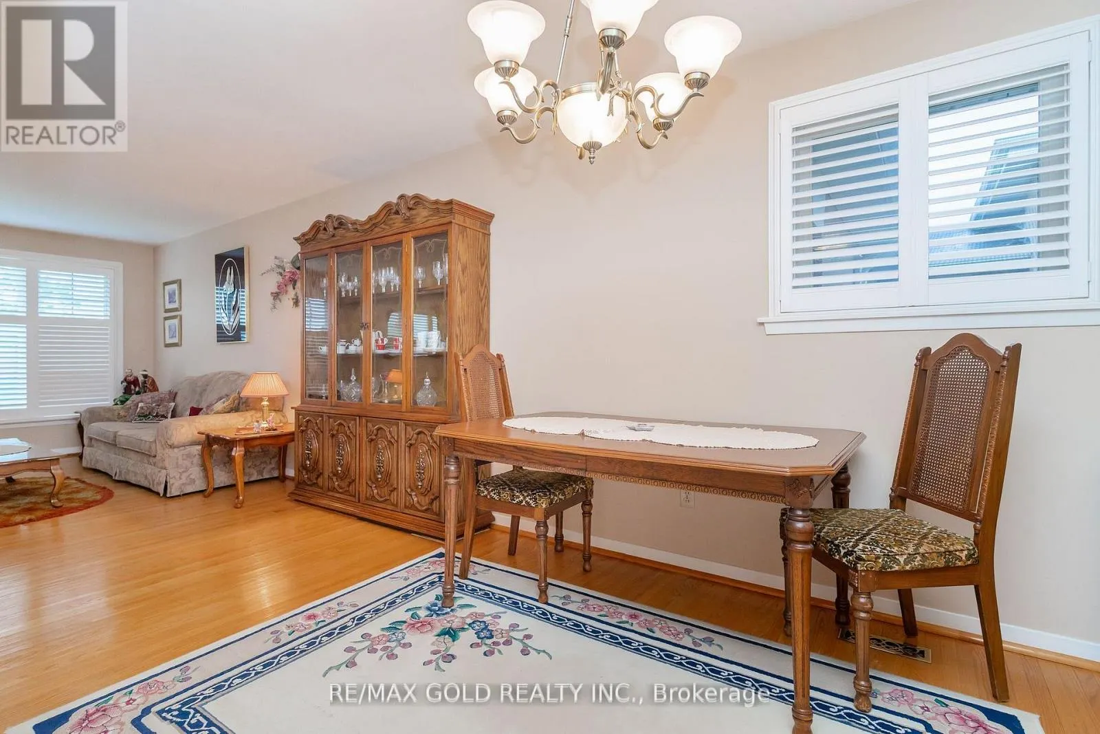 57 CATHCART CRESCENT