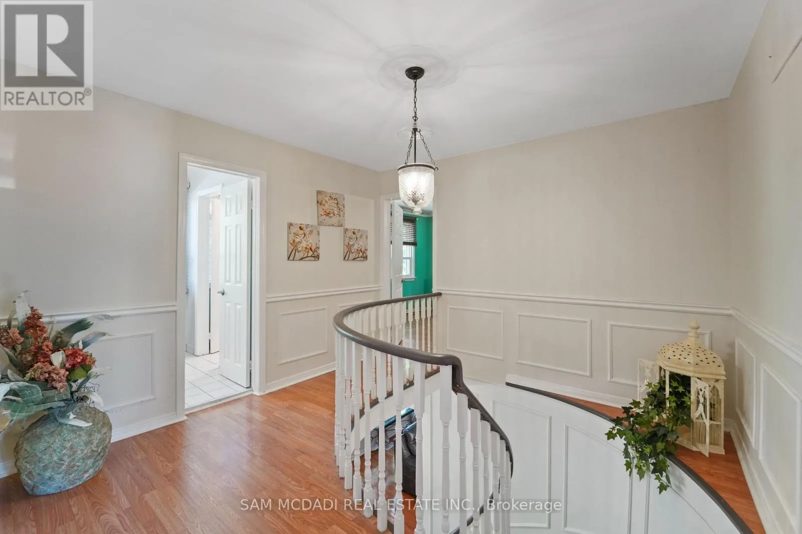 2032 SHANNON DRIVE