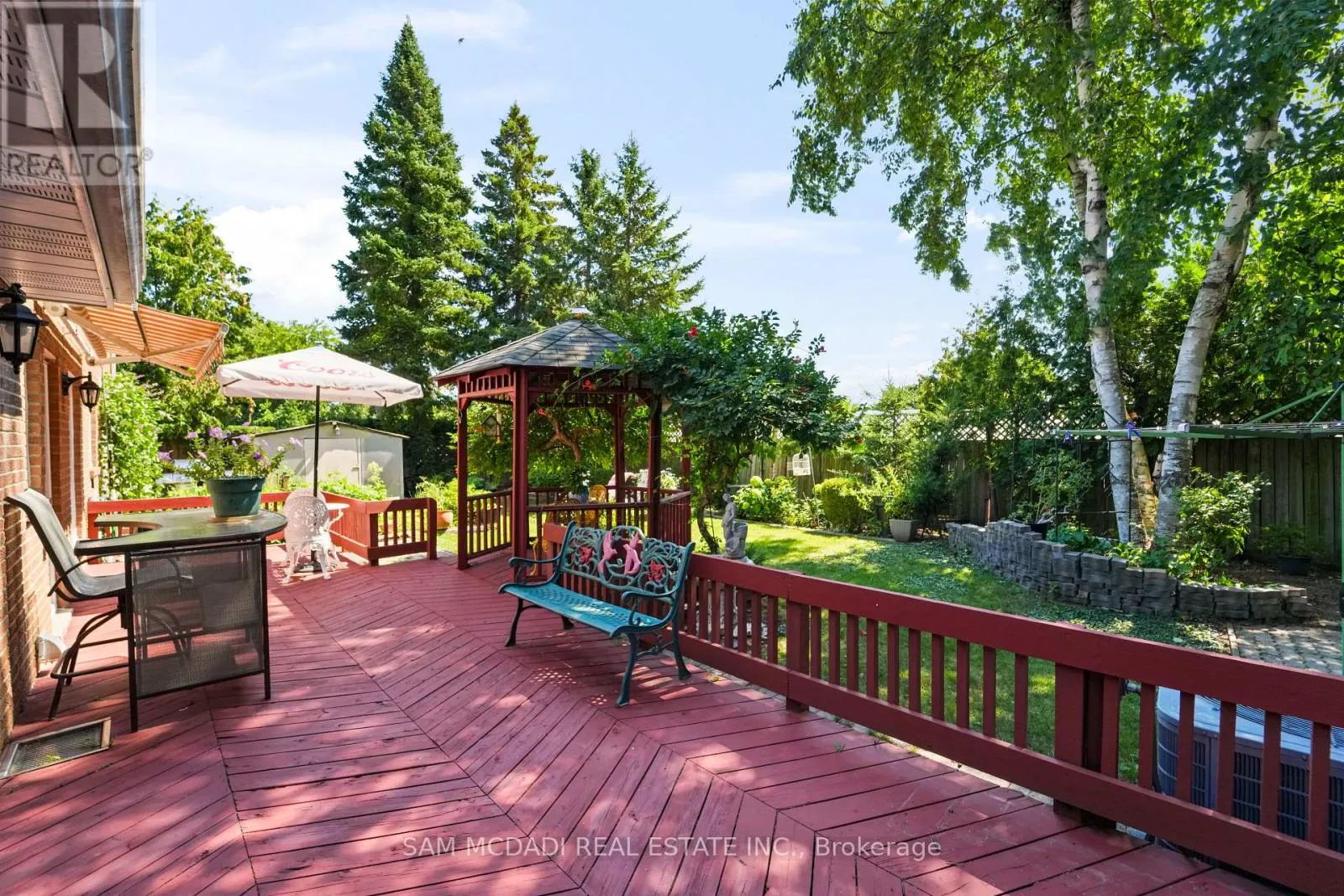2032 SHANNON DRIVE