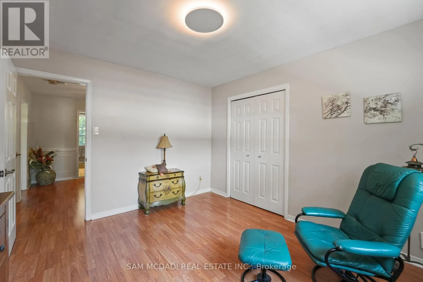 2032 SHANNON DRIVE