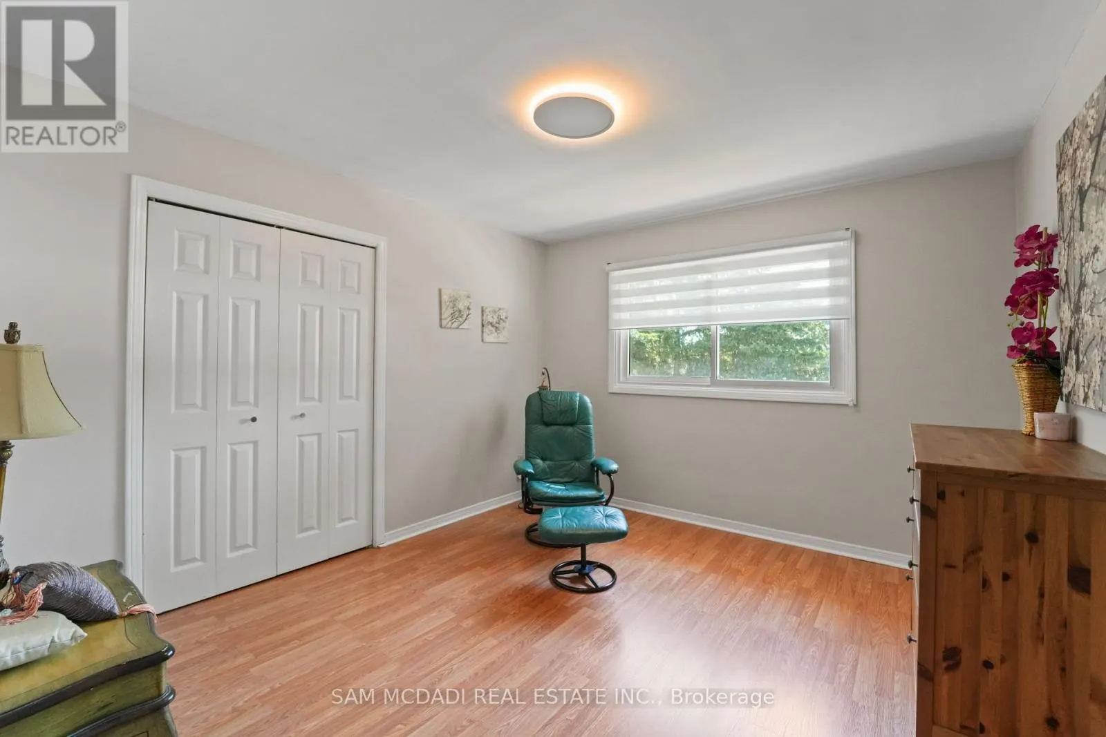2032 SHANNON DRIVE