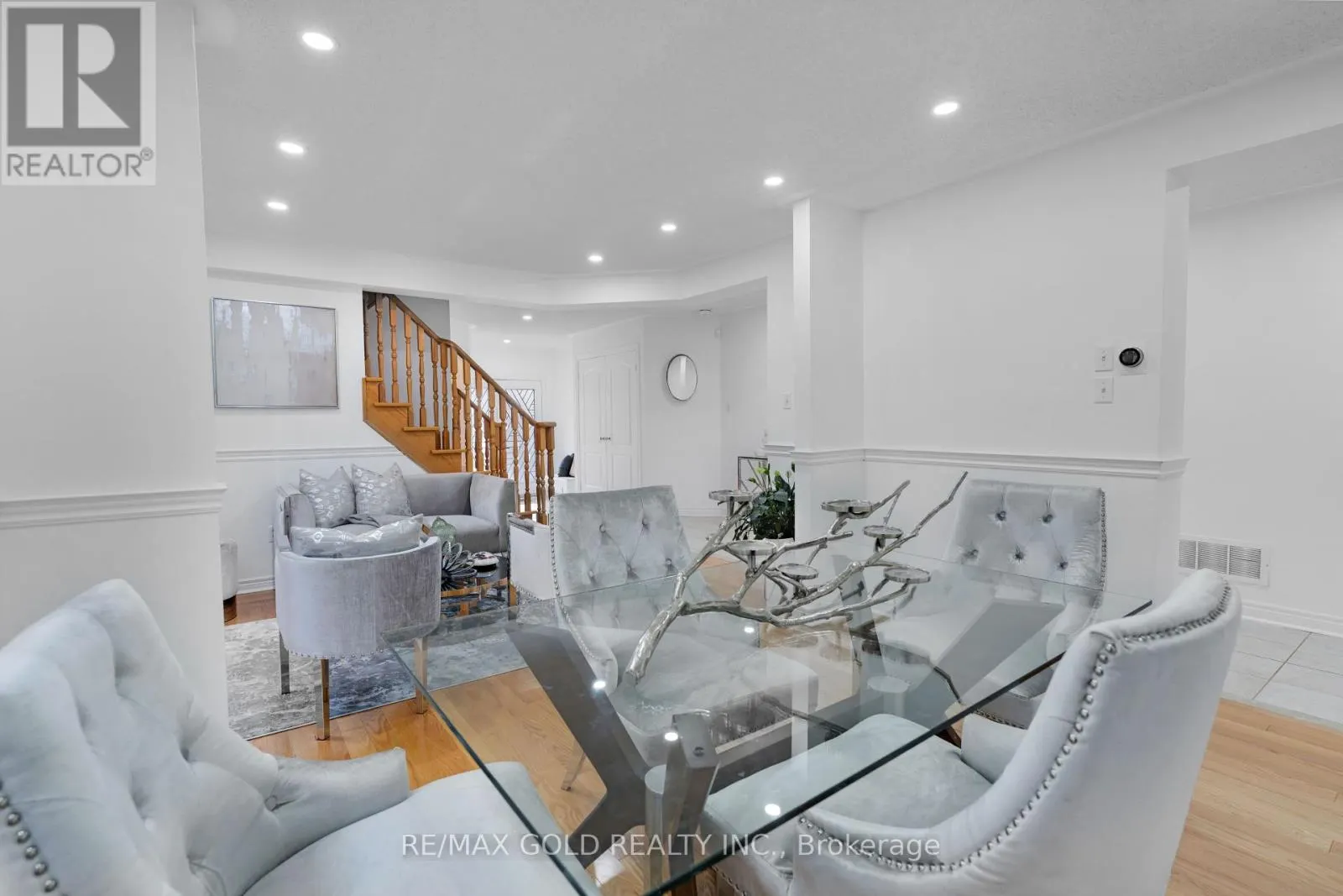 10 MORGANDALE ROAD