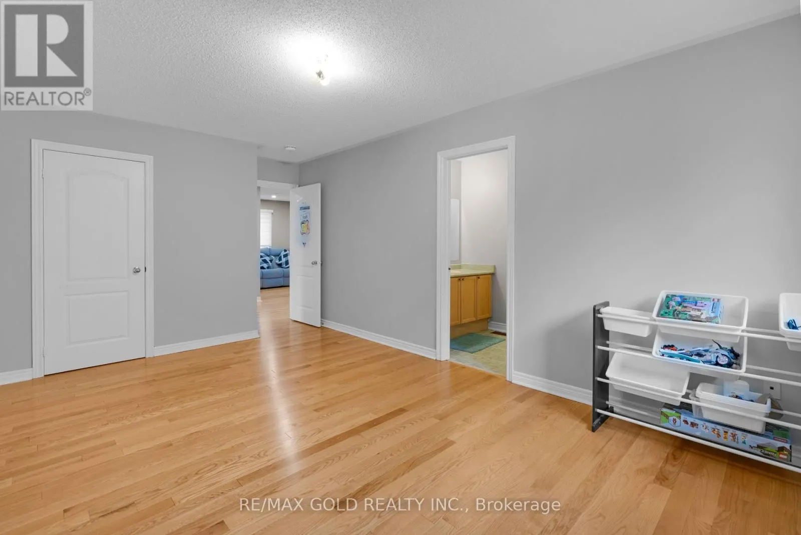 10 MORGANDALE ROAD