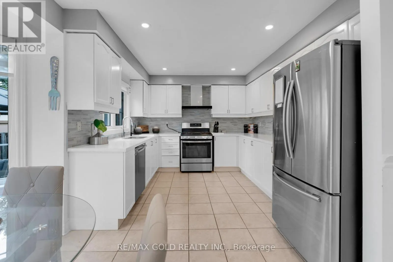 10 MORGANDALE ROAD