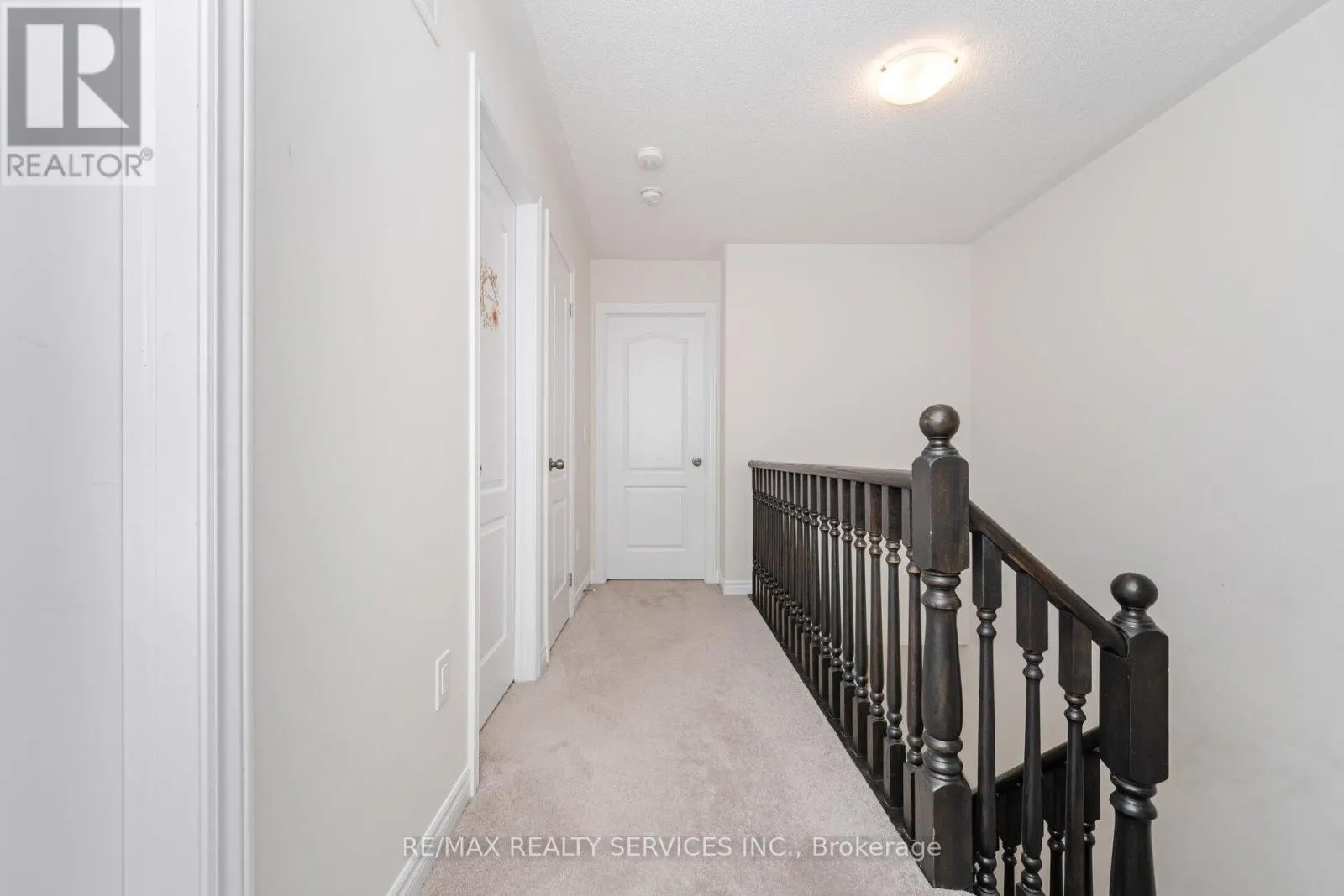 21 COSBURY LANE