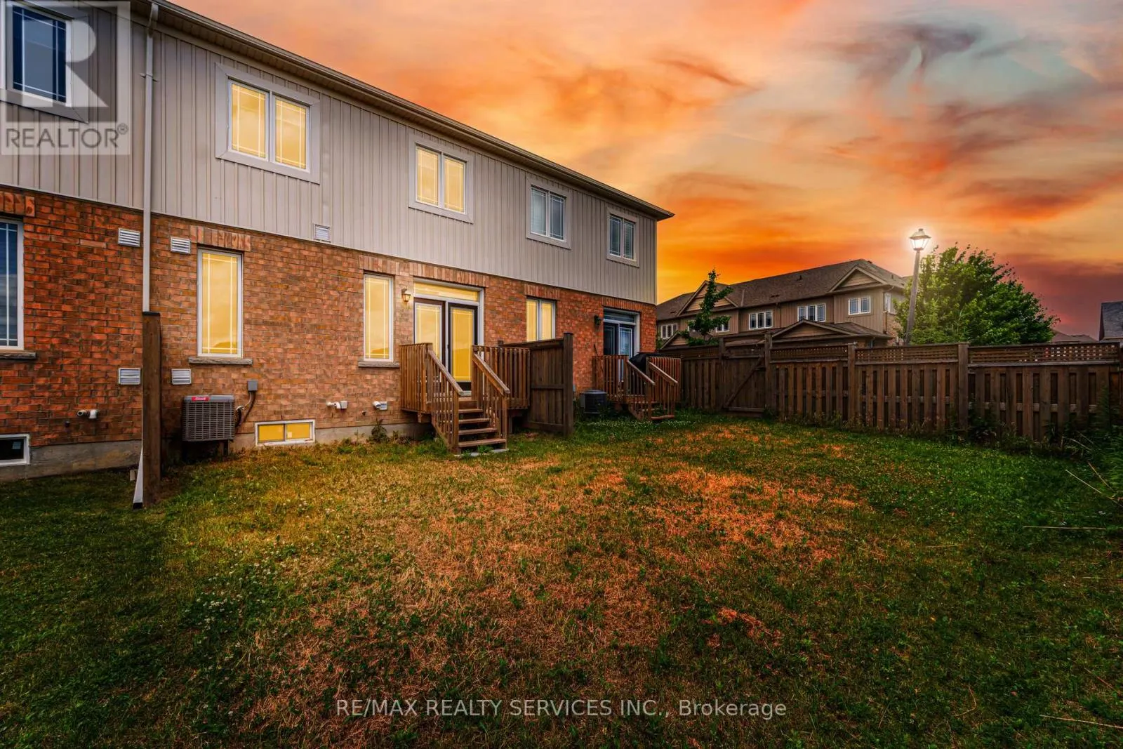 21 COSBURY LANE