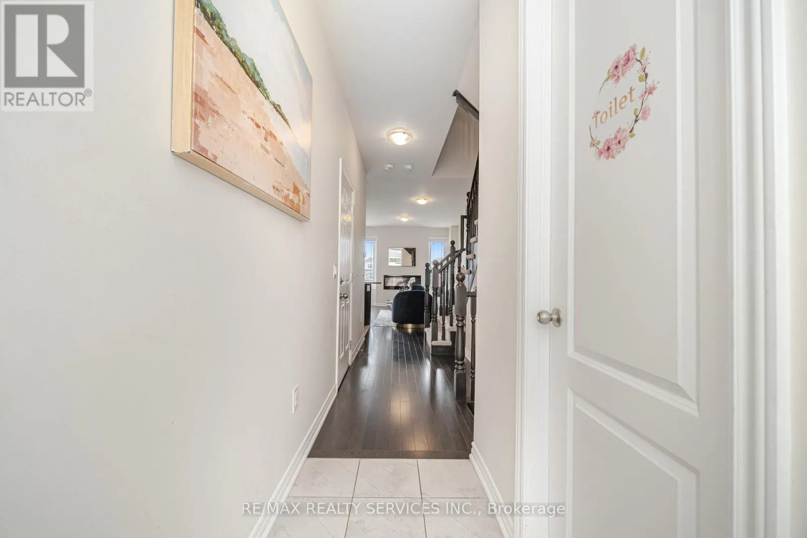 21 COSBURY LANE