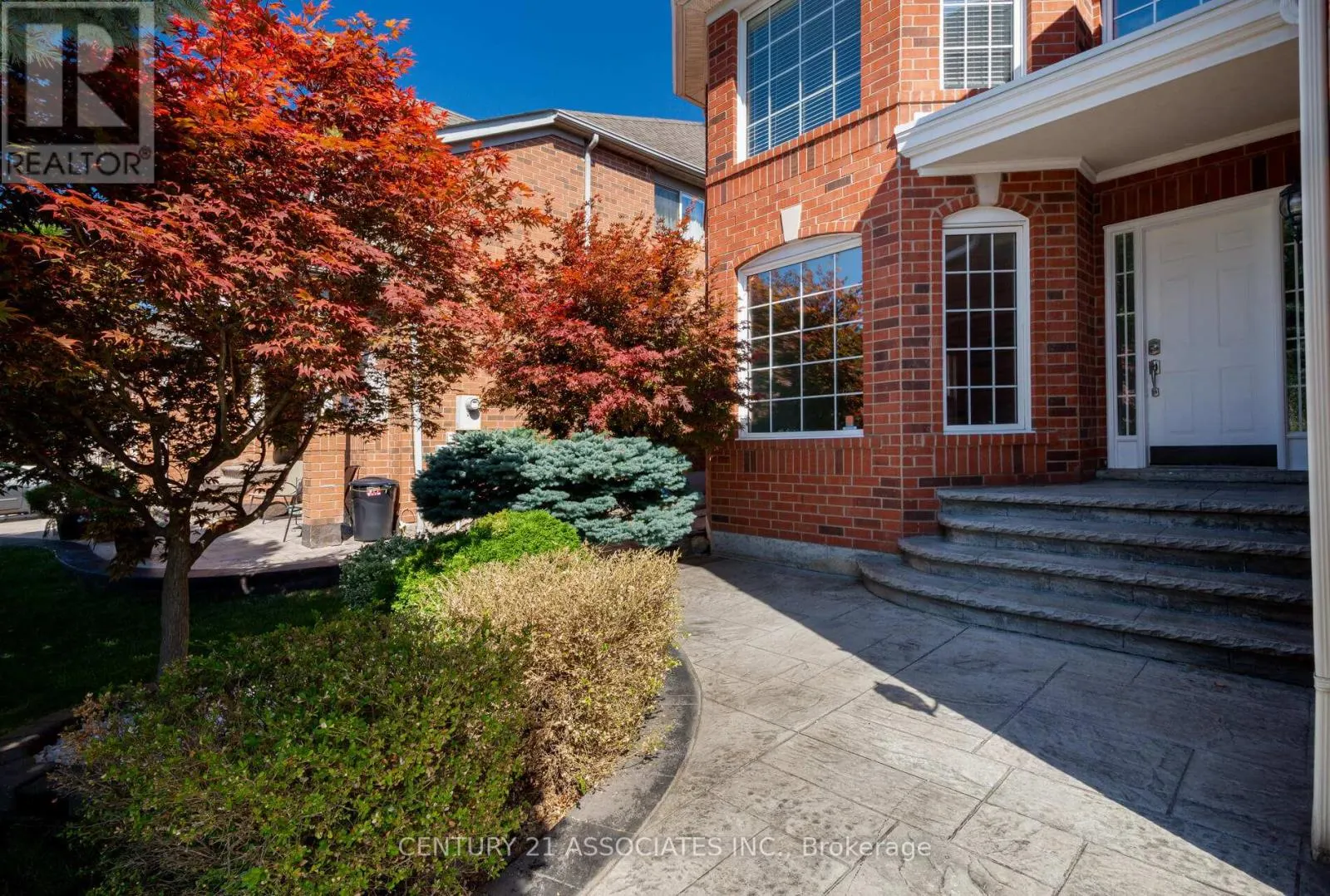 5351 QUARTERMAIN CRESCENT