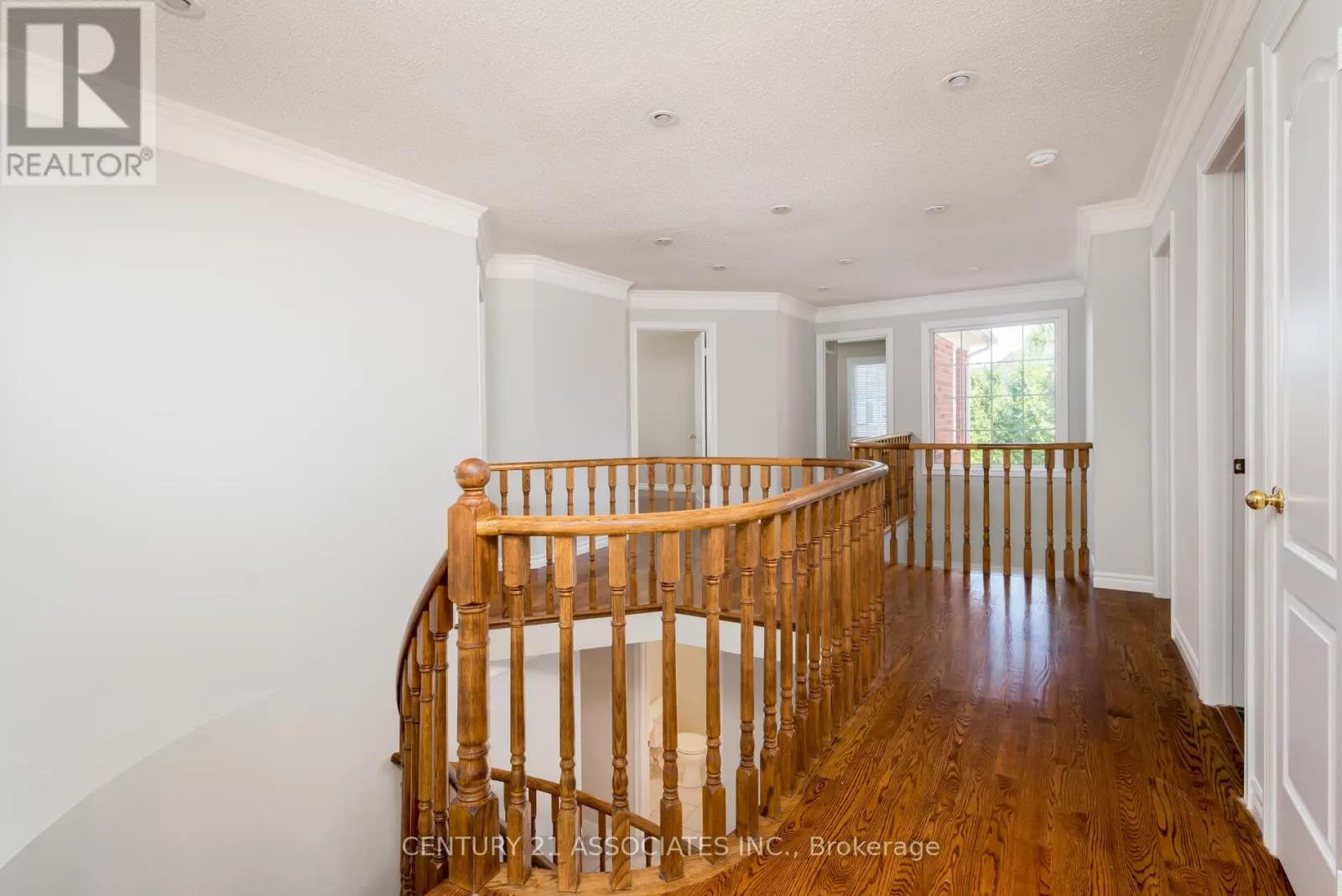 5351 QUARTERMAIN CRESCENT