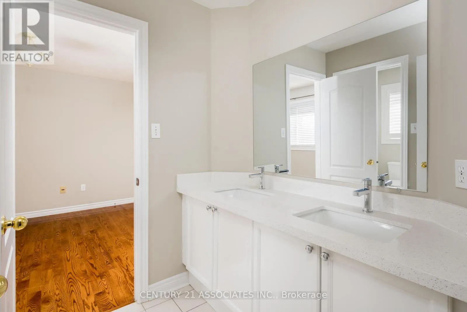 5351 QUARTERMAIN CRESCENT