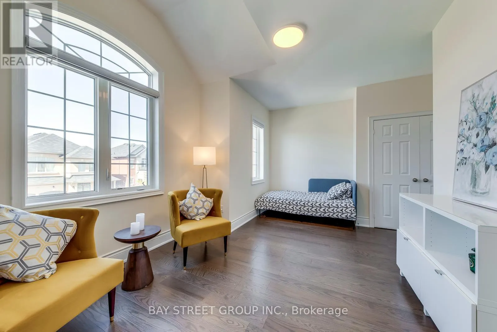 3091 STREAMWOOD PASS