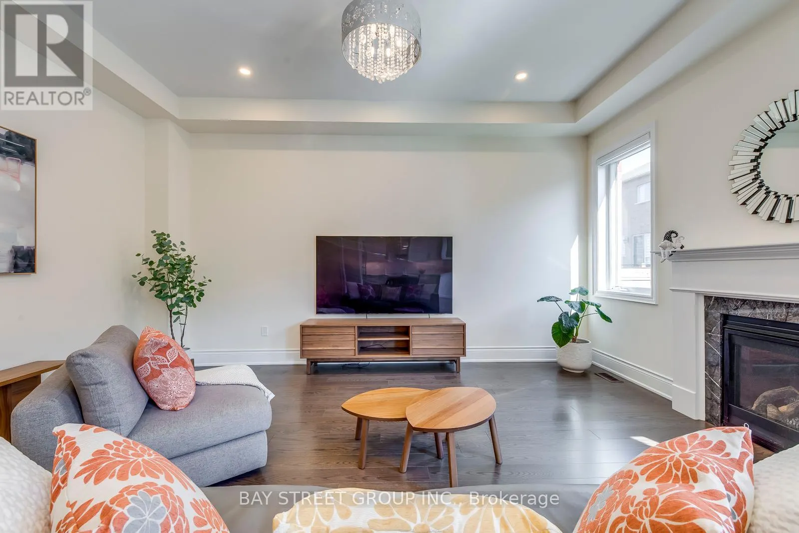 3091 STREAMWOOD PASS