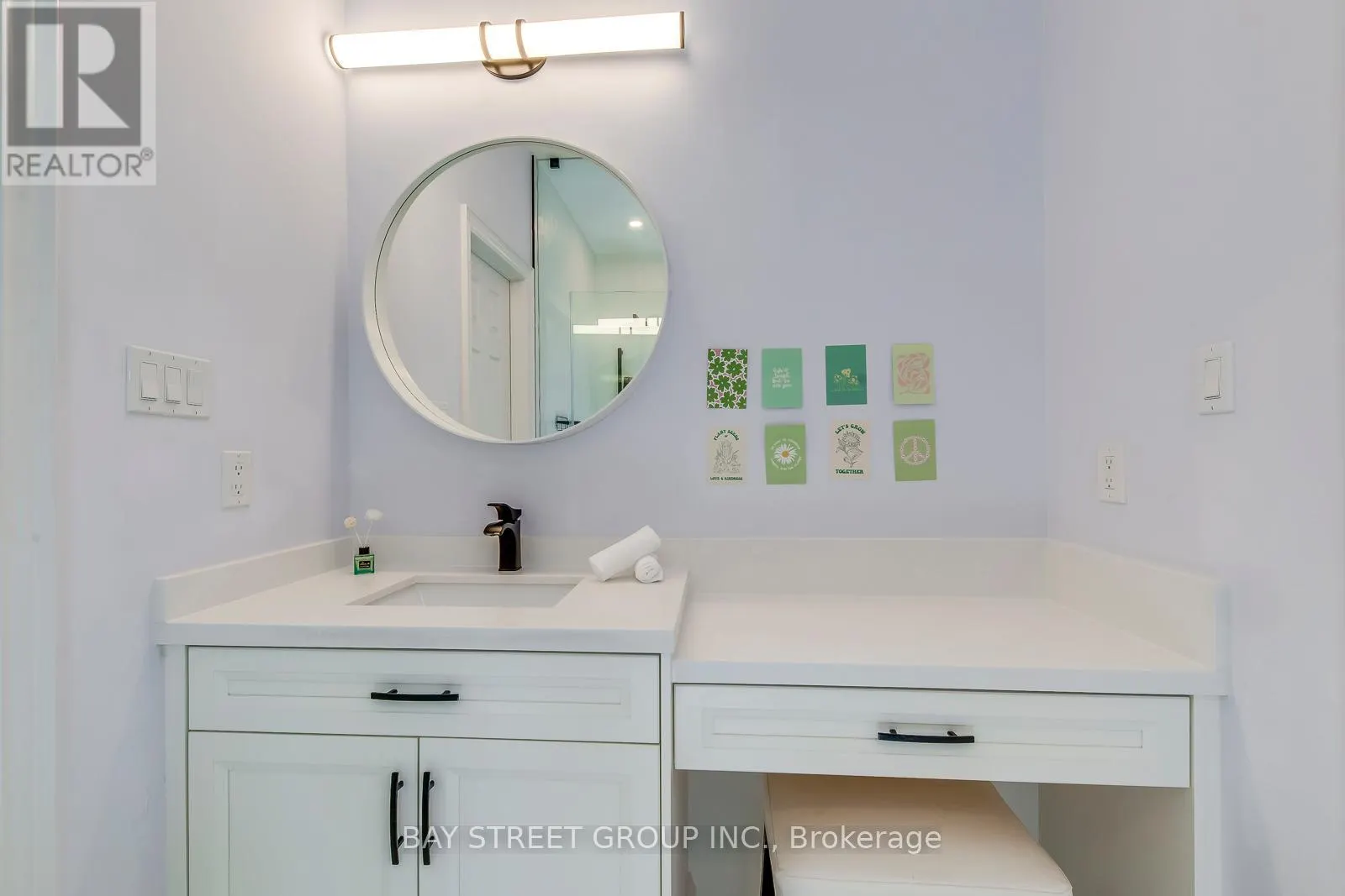 3091 STREAMWOOD PASS