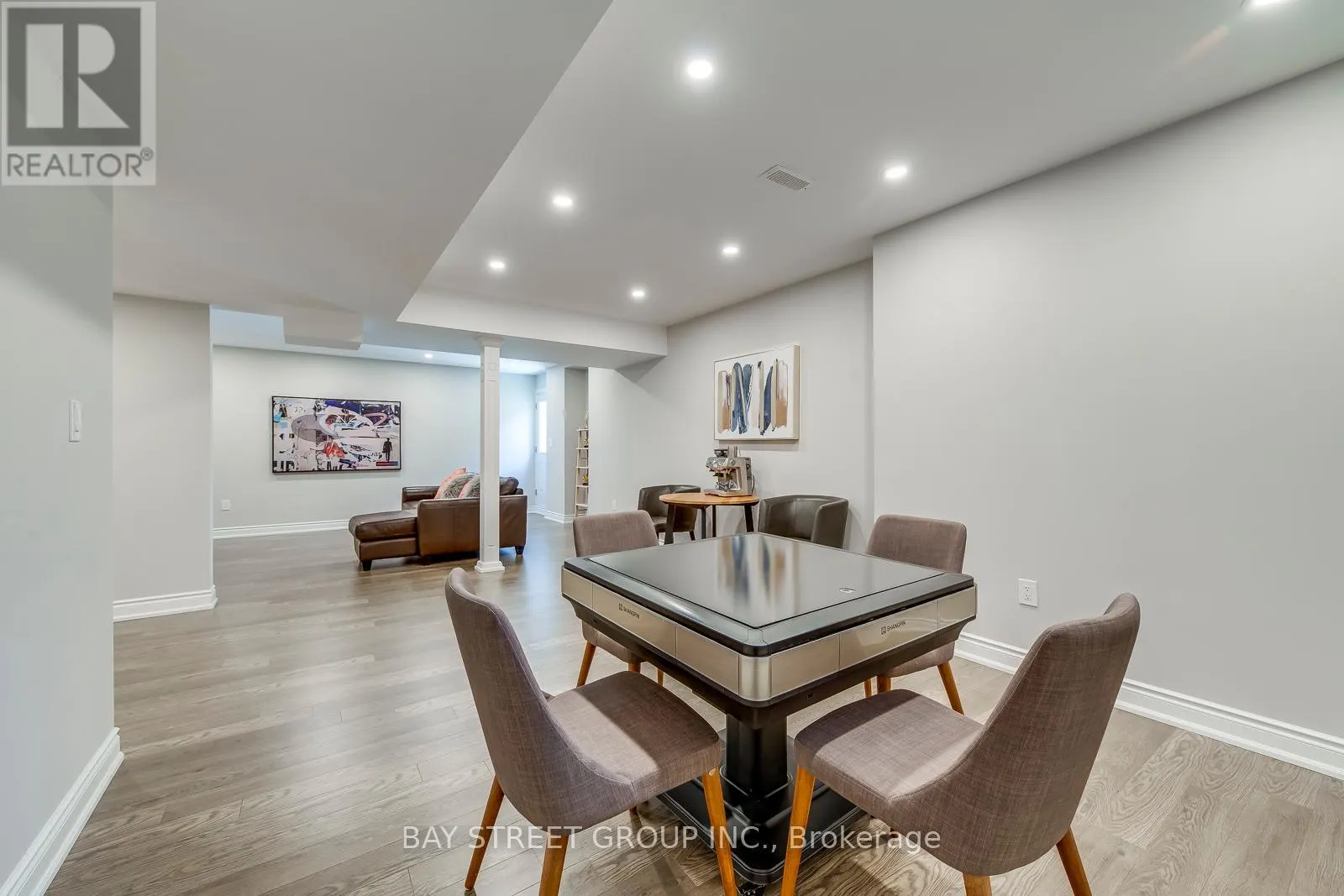 3091 STREAMWOOD PASS
